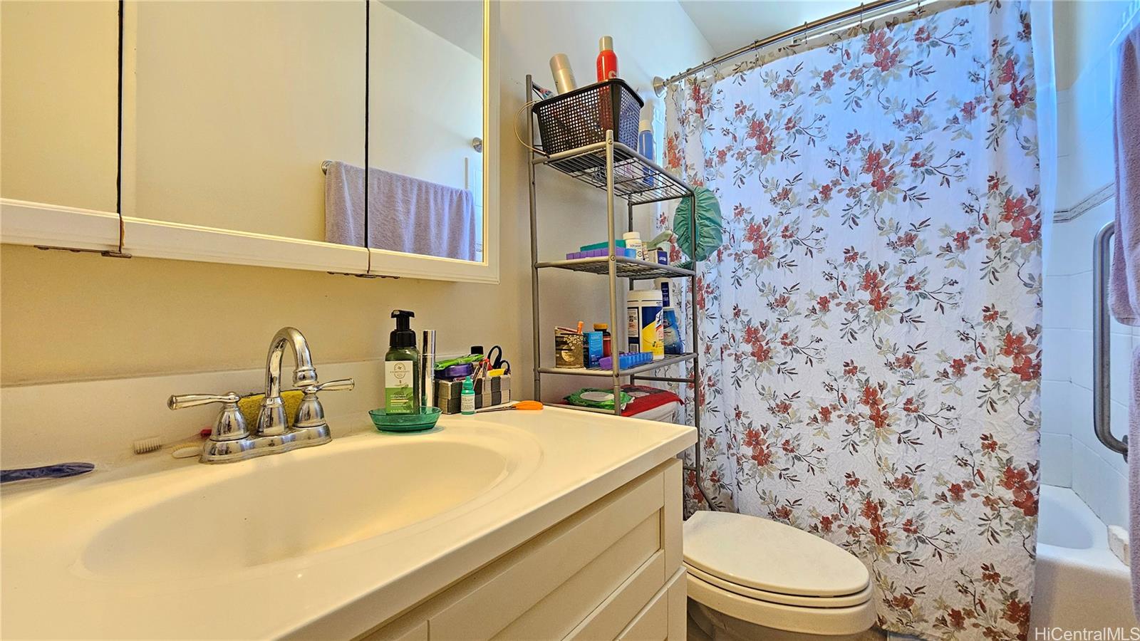 Hale Hoaloha condo # 307, Honolulu, Hawaii - photo 9 of 16