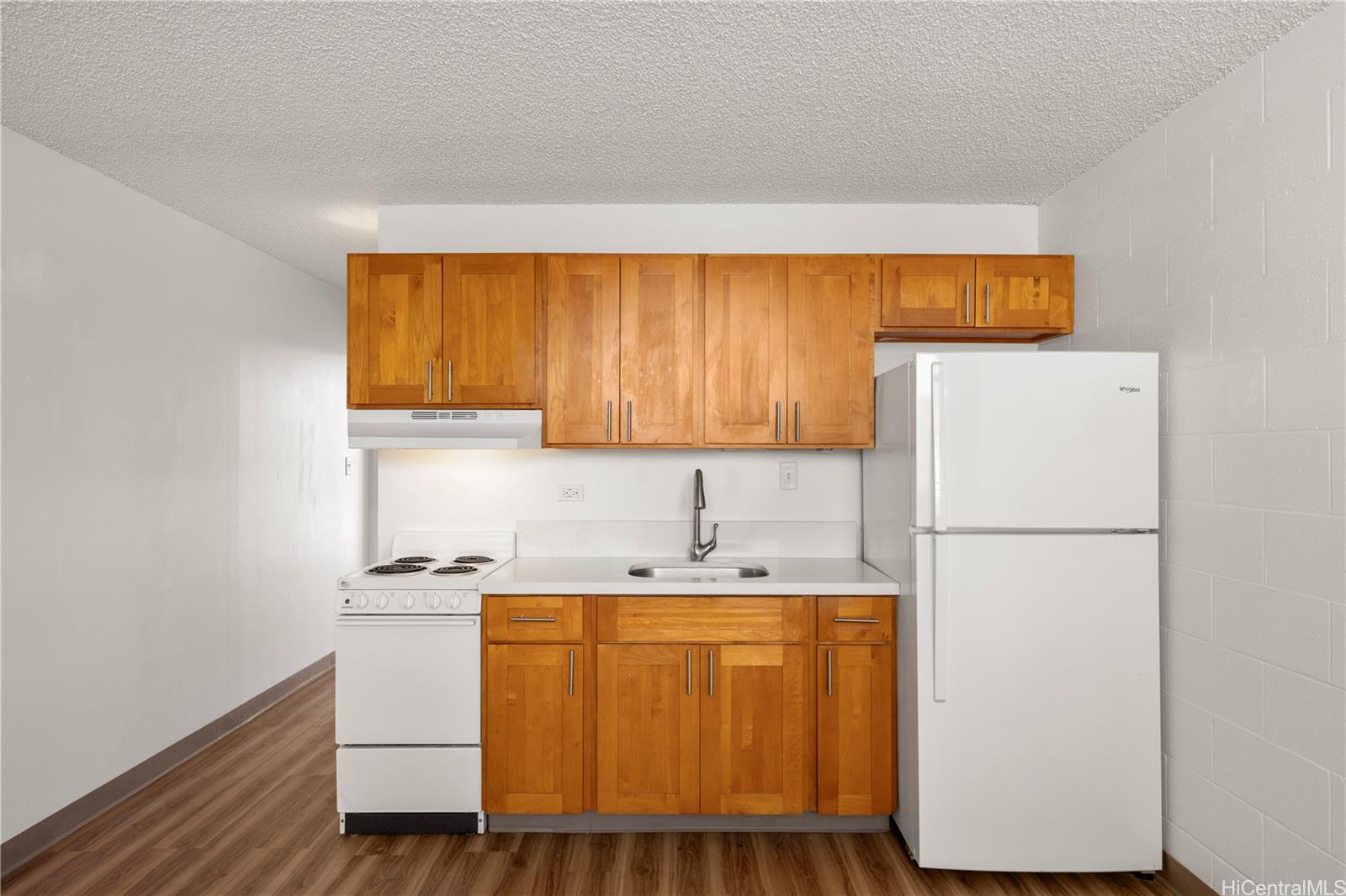 2122 Lime Street Honolulu - Rental - photo 3 of 24