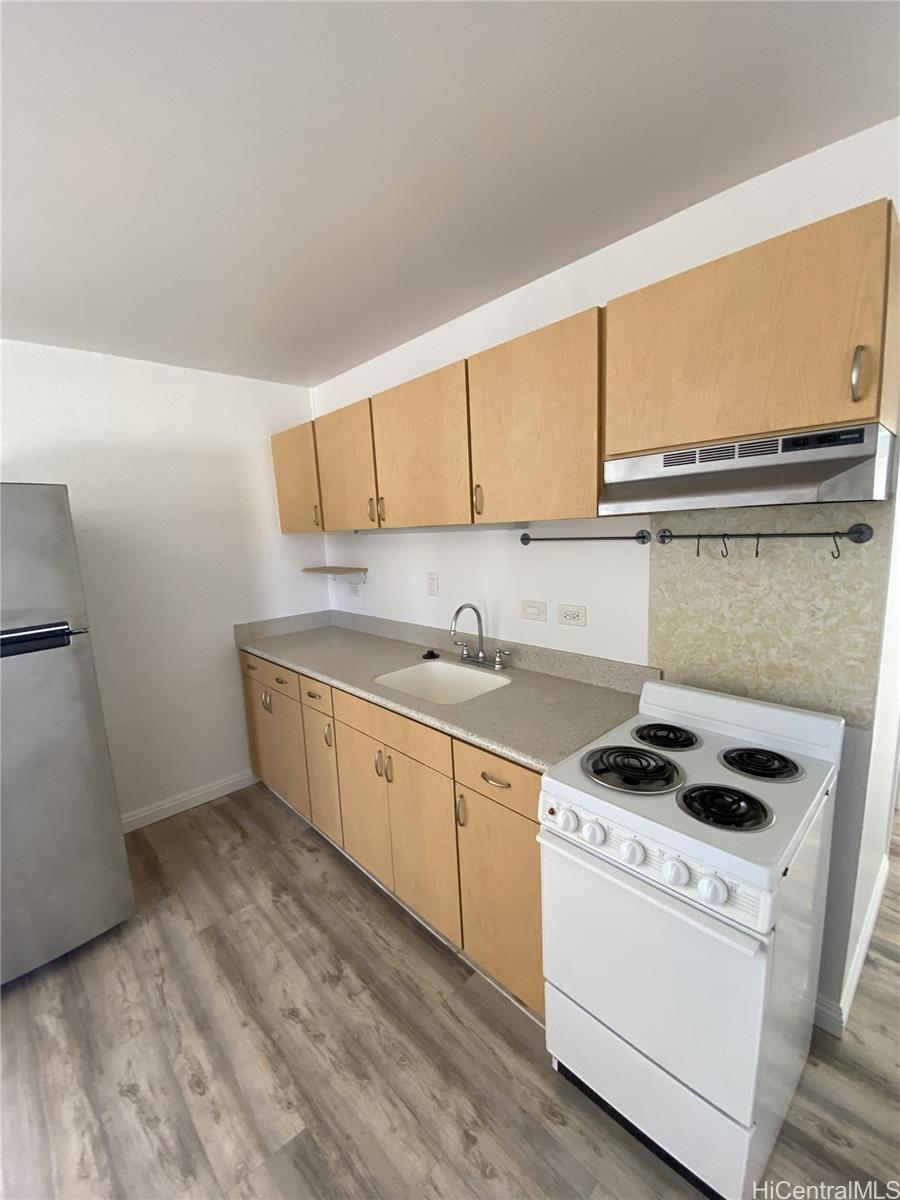 Hale Hoaloha condo # 701, Honolulu, Hawaii - photo 13 of 18