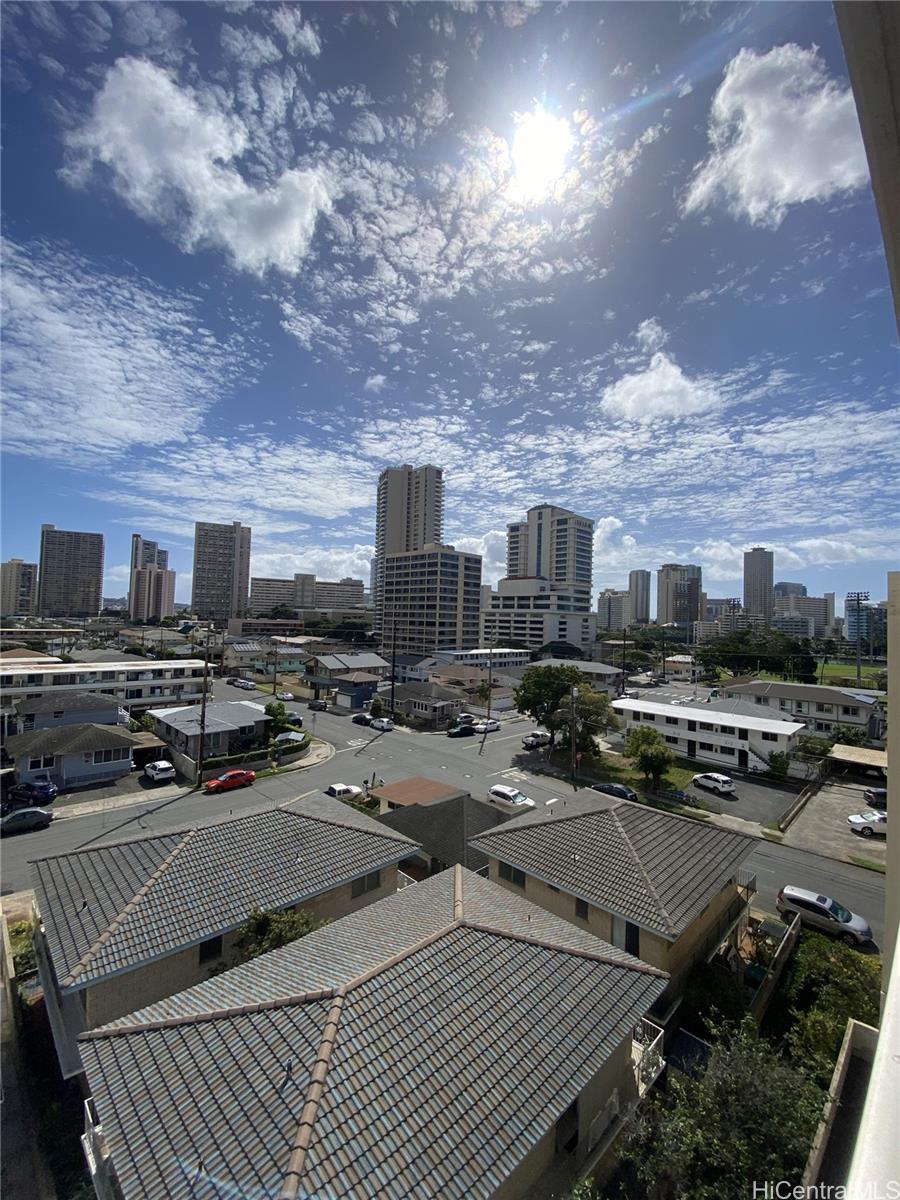 Hale Hoaloha condo # 701, Honolulu, Hawaii - photo 17 of 18