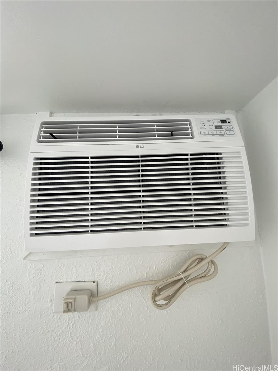 Hale Hoaloha condo # 701, Honolulu, Hawaii - photo 5 of 18