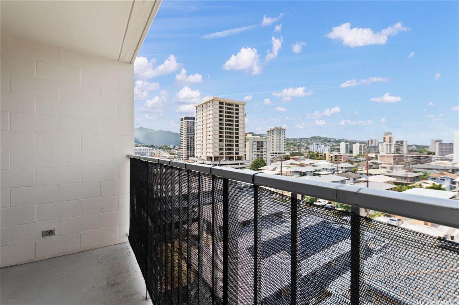 Hale Hoaloha condo # 703, Honolulu, Hawaii - photo 11 of 18