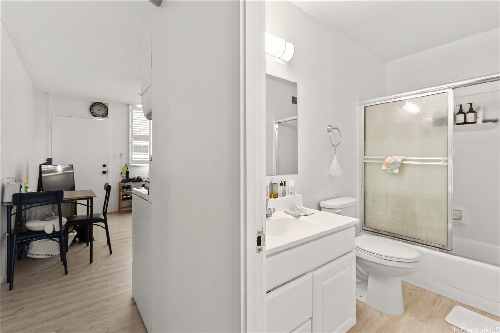 Hale Hoaloha condo # 703, Honolulu, Hawaii - photo 7 of 18