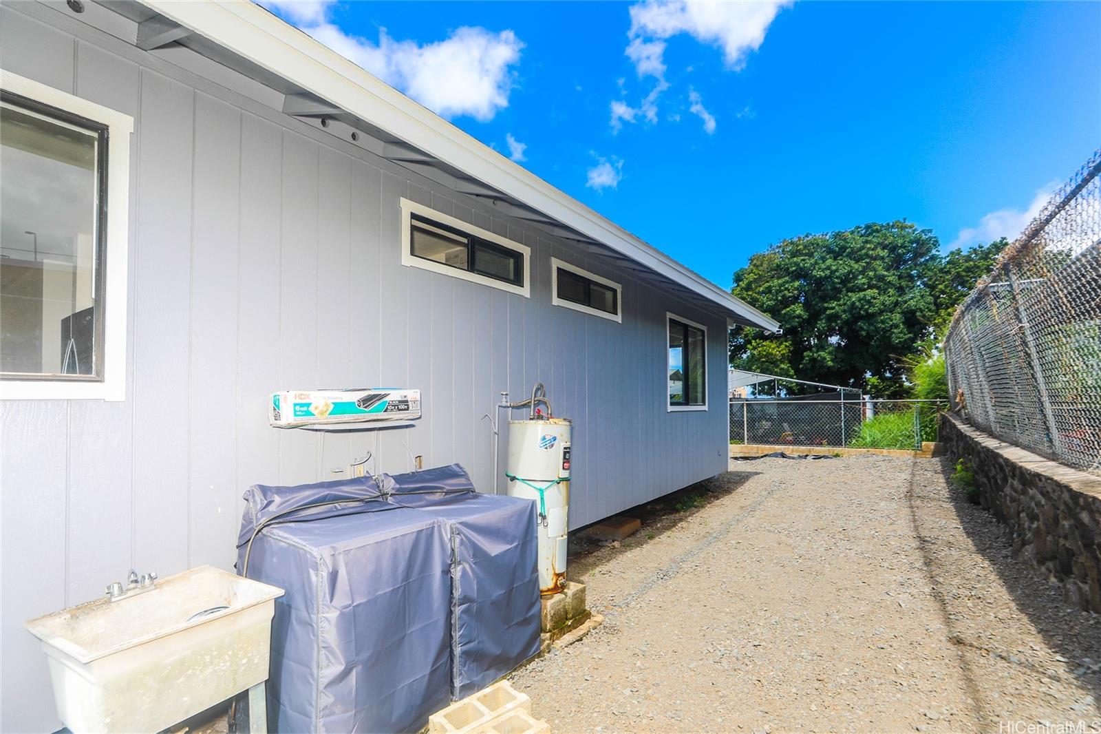2122  Tantalus Drive Papakolea, Honolulu home - photo 17 of 25