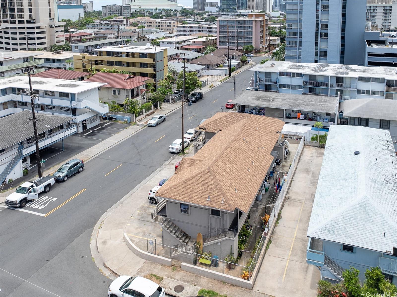 2128 Date St HONOLULU - Multi-family - photo 2 of 16