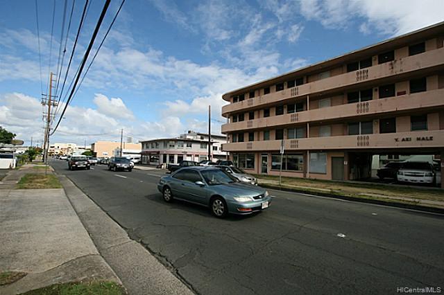 2130 S Beretania St Honolulu Oahu commercial real estate photo3 of 13