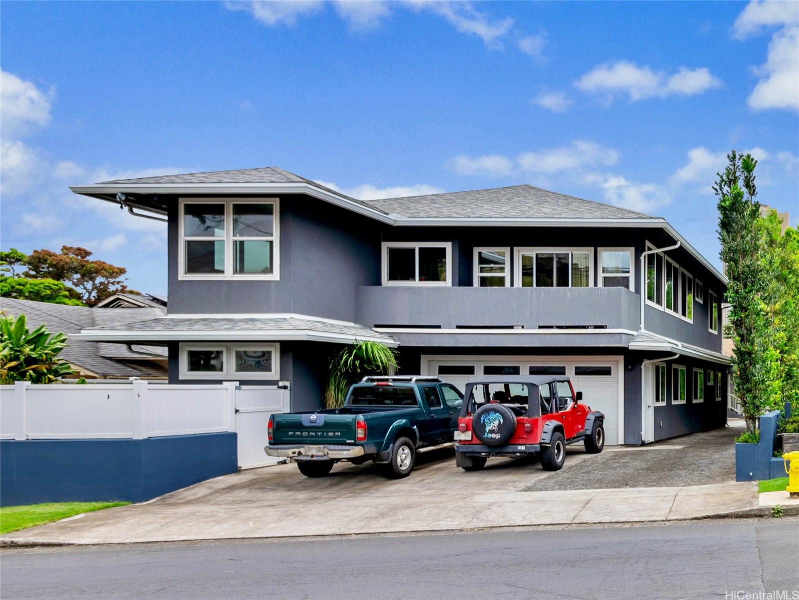 2134 Kanealii Ave Honolulu - Multi-family - photo 3 of 19