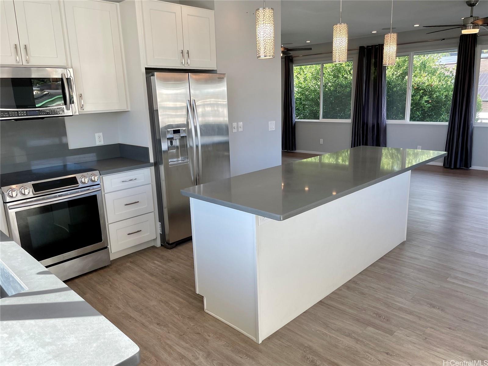 2134 Kanealii Ave Honolulu - Multi-family - photo 8 of 20