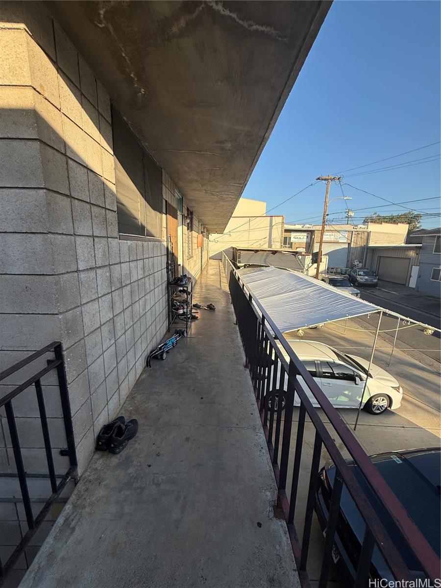 2135 Bannister Pl Honolulu - Multi-family - photo 2 of 25