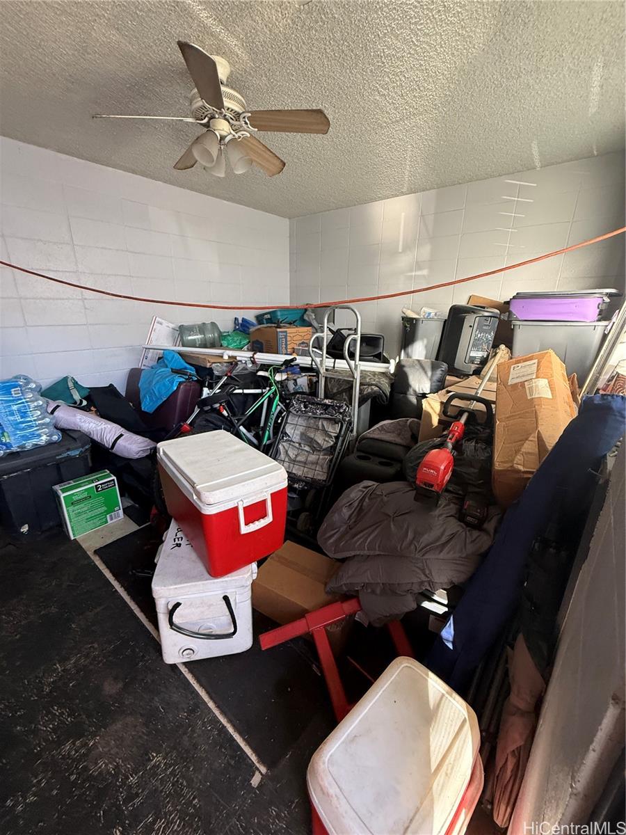 2135 Bannister Pl Honolulu - Multi-family - photo 12 of 25