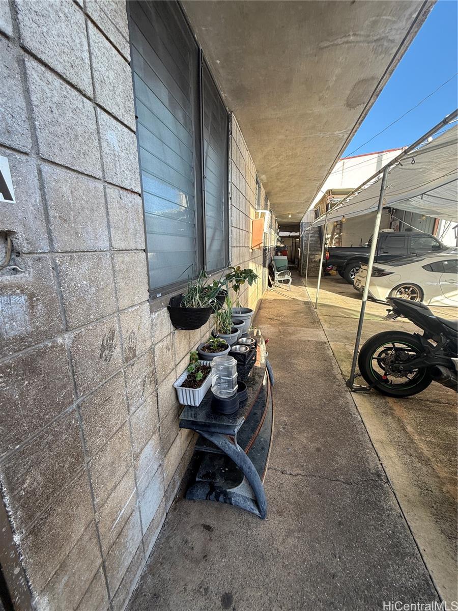 2135 Bannister Pl Honolulu - Multi-family - photo 15 of 25