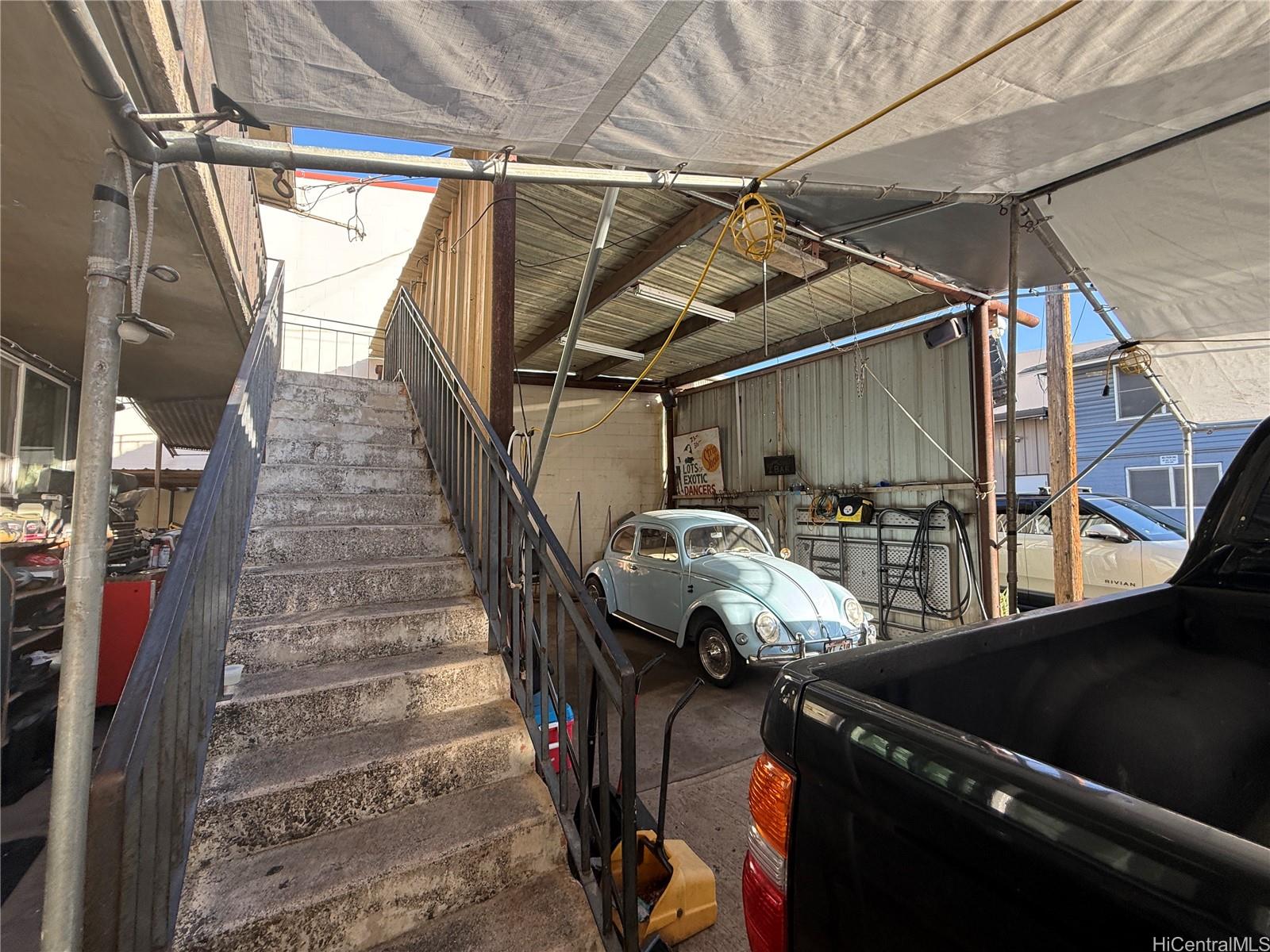 2135 Bannister Pl Honolulu - Multi-family - photo 16 of 25