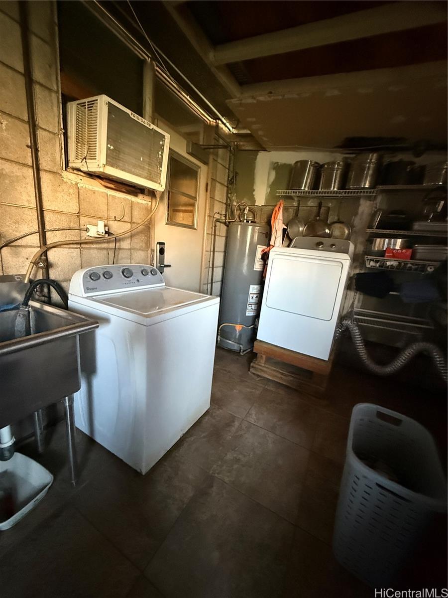 2135 Bannister Pl Honolulu - Multi-family - photo 24 of 25