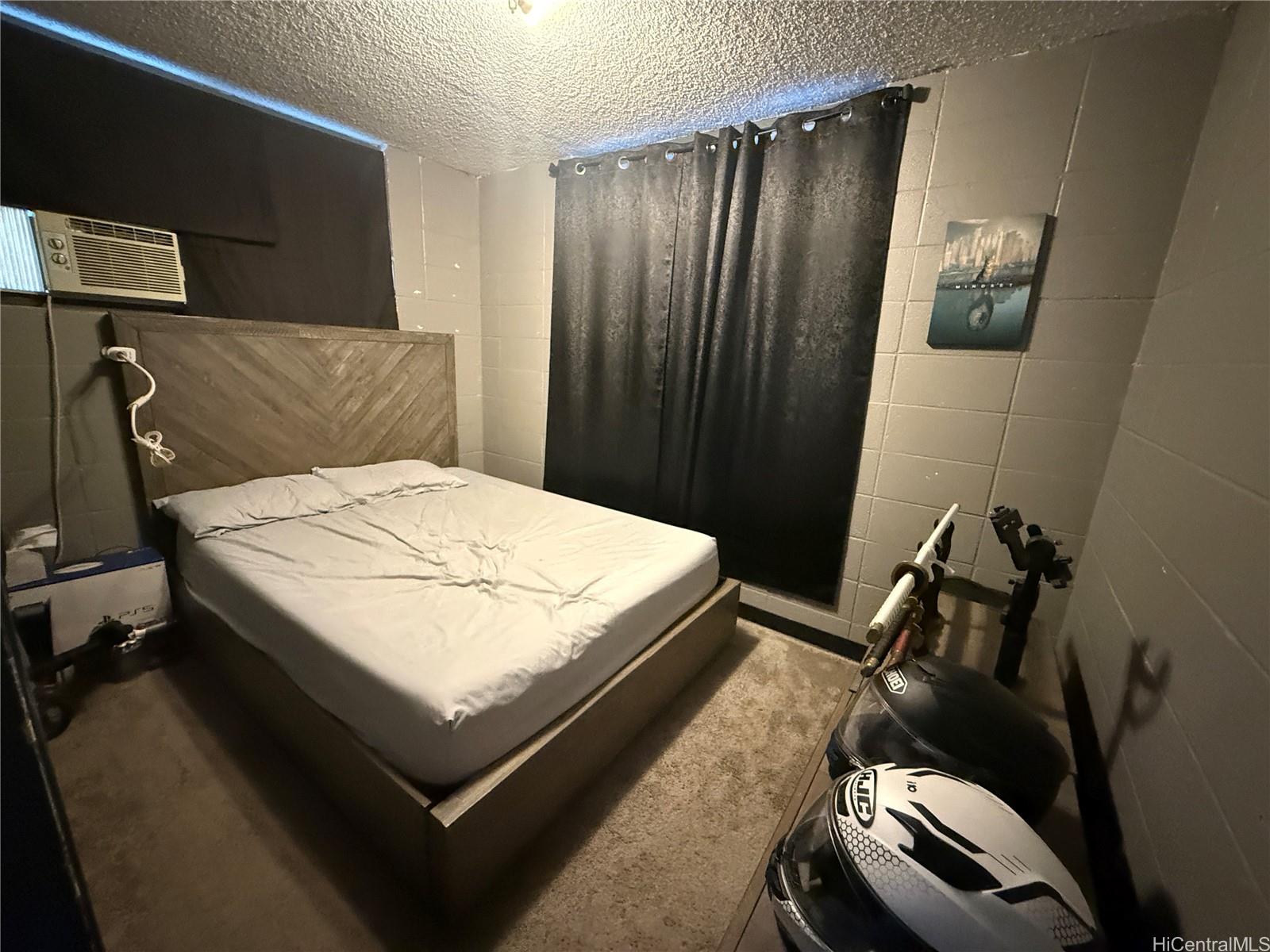 2135 Bannister Pl Honolulu - Multi-family - photo 7 of 25