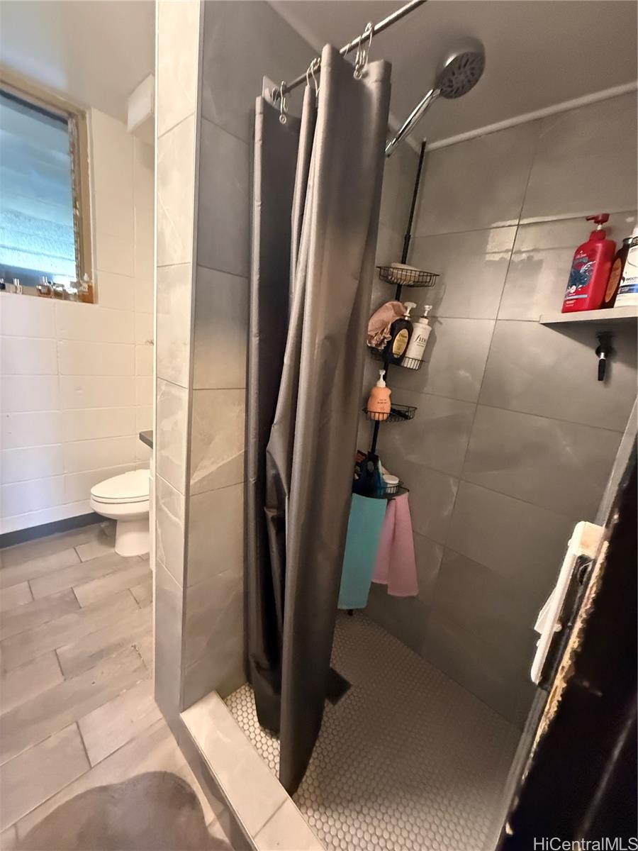 2135 Bannister Pl Honolulu - Multi-family - photo 10 of 25