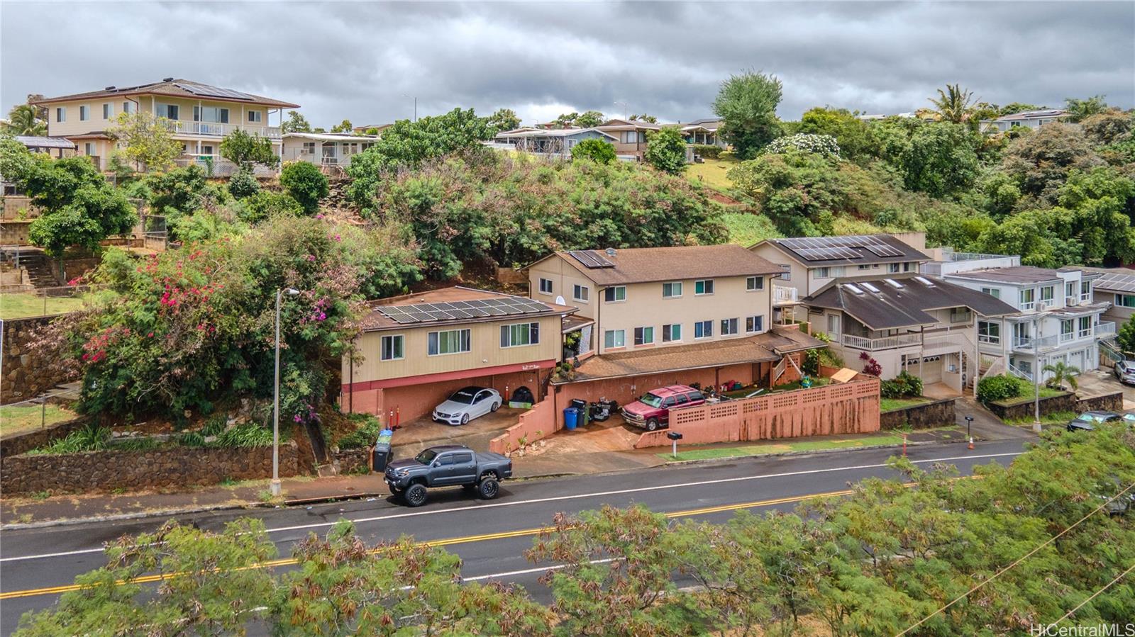 2136 & 2138 Aumakua Street Pearl City - Multi-family - photo 2 of 25