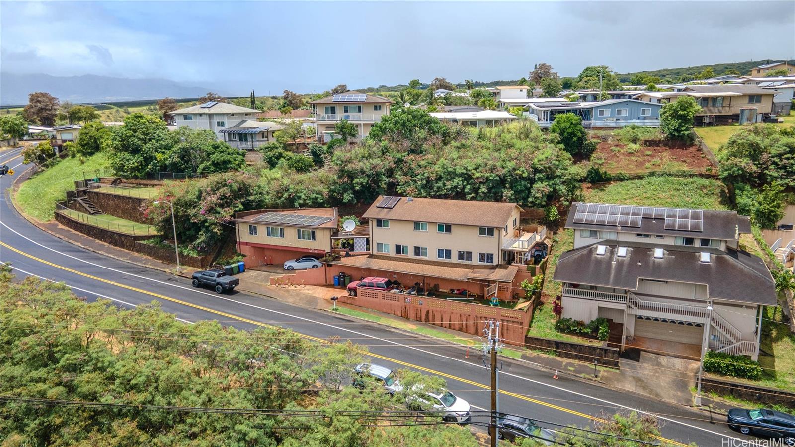 2136 & 2138 Aumakua Street Pearl City - Multi-family - photo 8 of 25