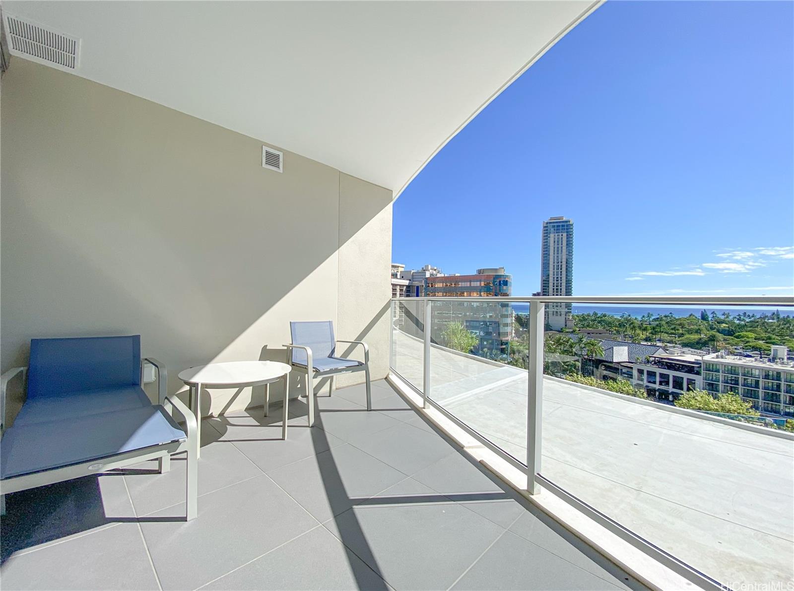 The Ritz-Carlton Residences condo # 1006, Honolulu, Hawaii - photo 24 of 25