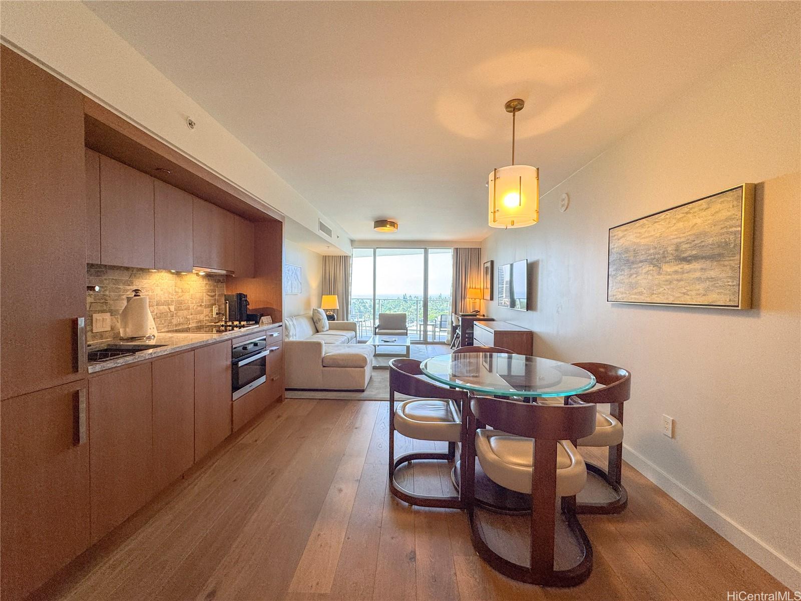 The Ritz-Carlton Residences condo # 1006, Honolulu, Hawaii - photo 8 of 25