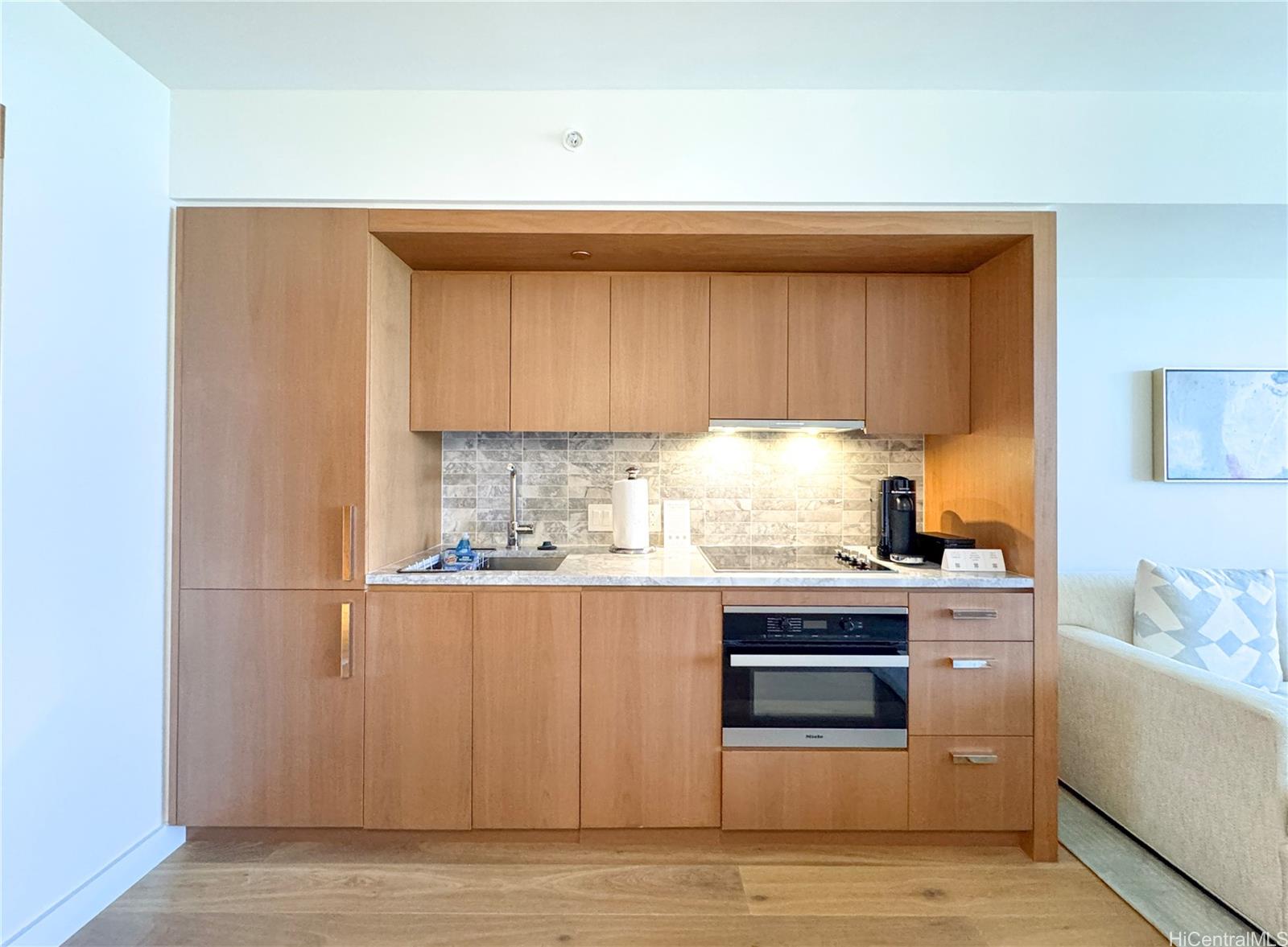 The Ritz-Carlton Residences condo # 1006, Honolulu, Hawaii - photo 10 of 25