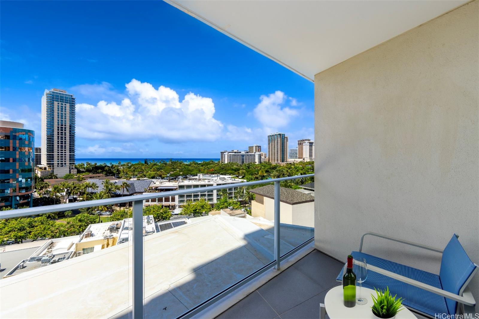 The Ritz-Carlton Residences condo # 1011, Honolulu, Hawaii - photo 2 of 20