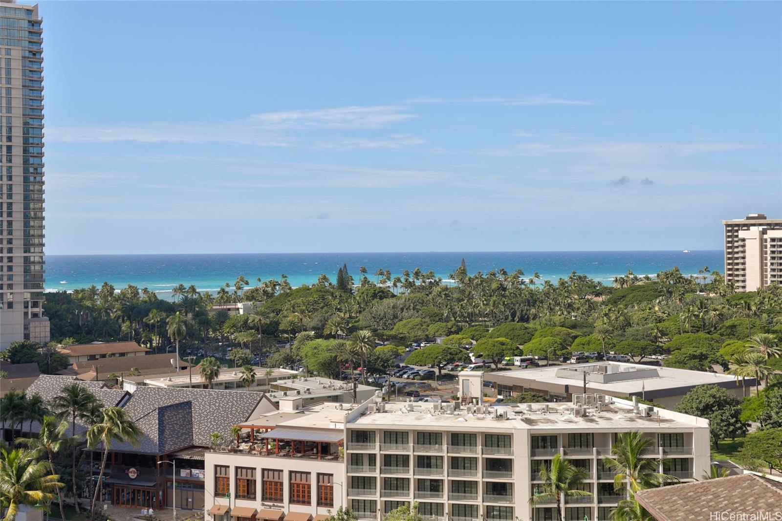 The Ritz-Carlton Residences condo # 1206 (DH/TWR 2), Honolulu, Hawaii - photo 17 of 24