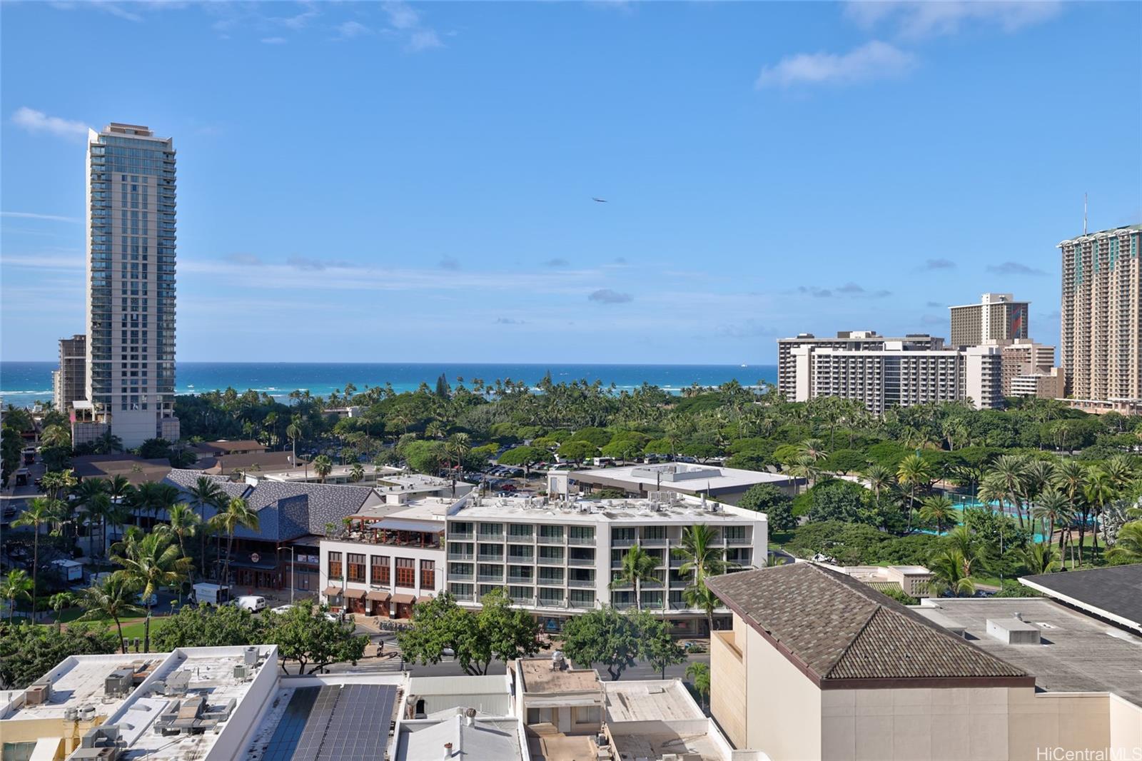 The Ritz-Carlton Residences condo # 1206 (DH/TWR 2), Honolulu, Hawaii - photo 21 of 24