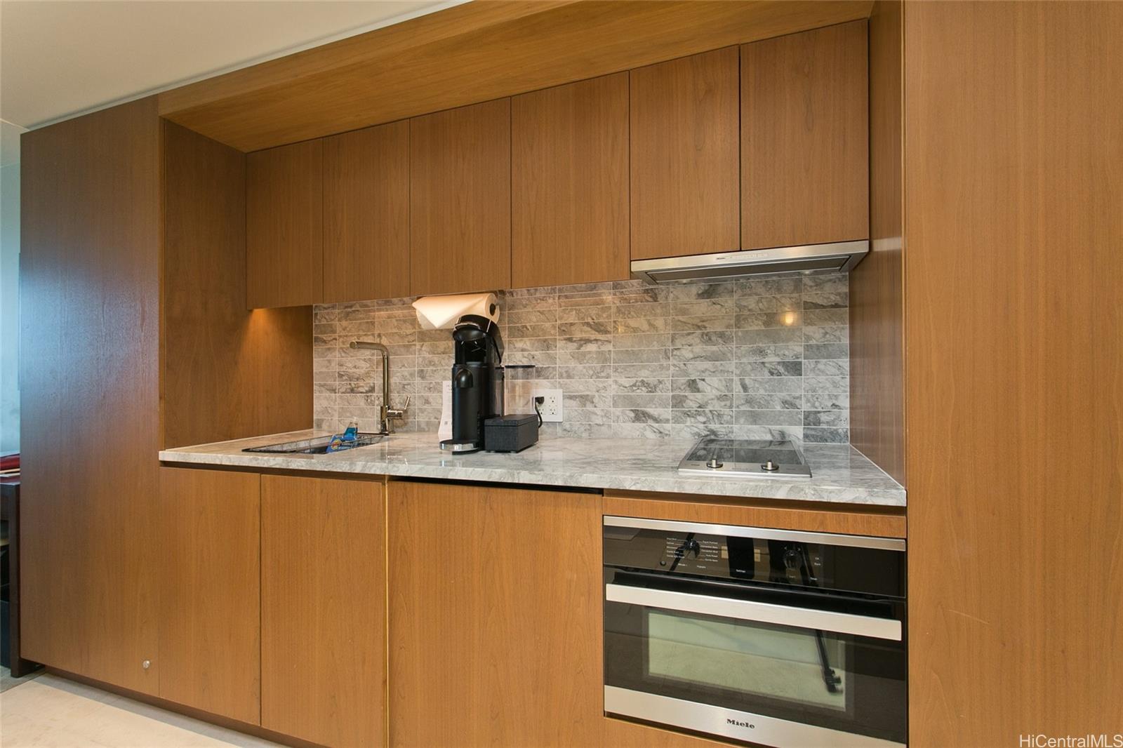 The Ritz-Carlton Residences condo # 1503 - Tower 2, Honolulu, Hawaii - photo 7 of 17