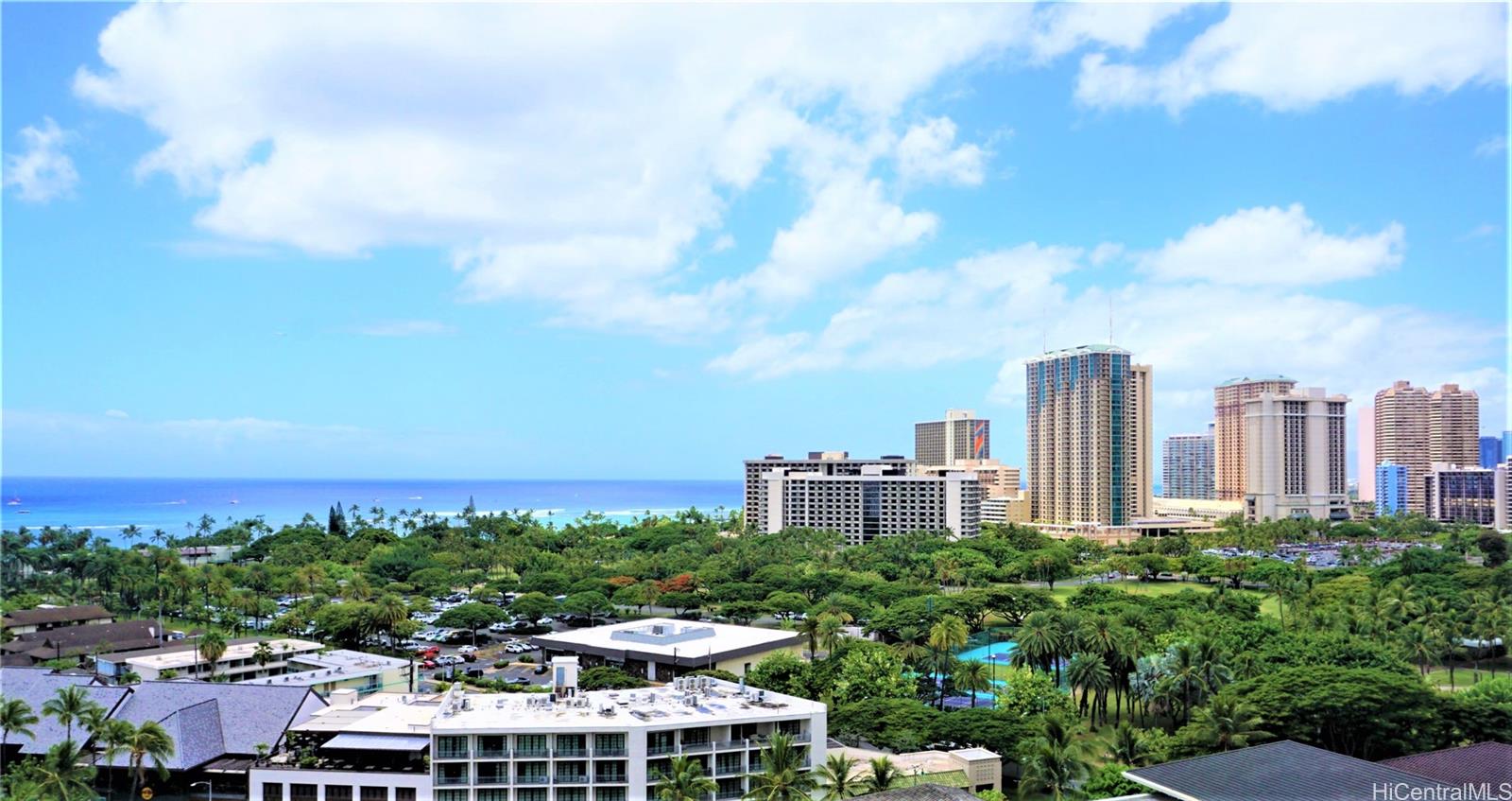 The Ritz-Carlton Residences condo # 1509, Honolulu, Hawaii - photo 2 of 15