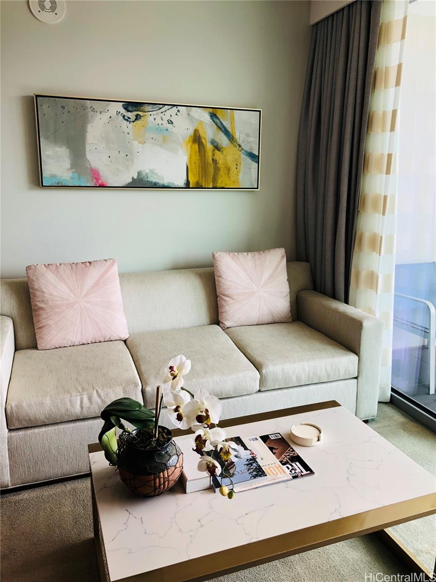 The Ritz-Carlton Residences condo # 1608, Honolulu, Hawaii - photo 12 of 19