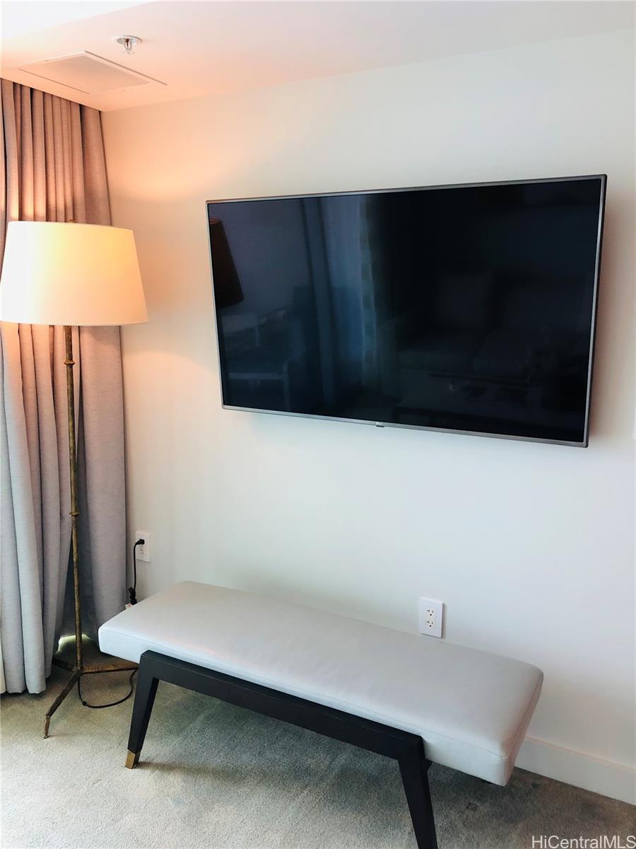 The Ritz-Carlton Residences condo # 1608, Honolulu, Hawaii - photo 13 of 19