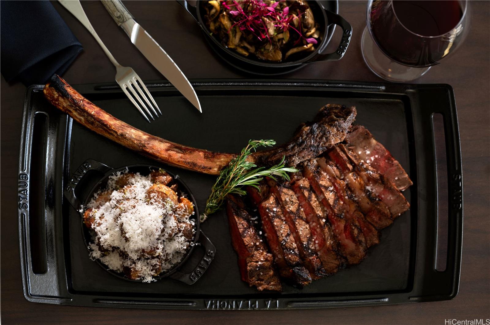 The Ritz-Carlton Residences condo # 1608, Honolulu, Hawaii - photo 21 of 24