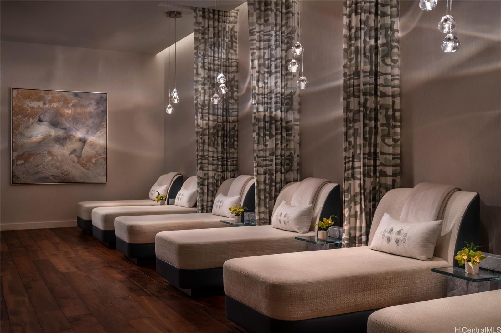 The Ritz-Carlton Residences condo # 1608, Honolulu, Hawaii - photo 22 of 24