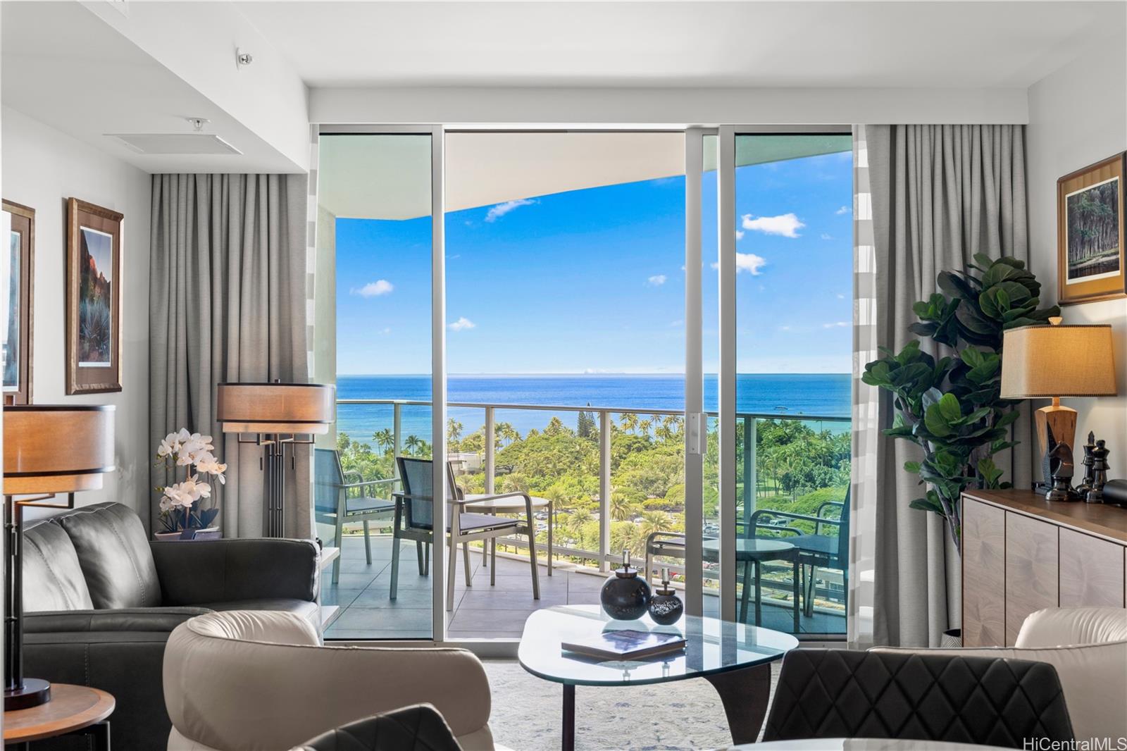 The Ritz-Carlton Residences condo # 1610, Honolulu, Hawaii - photo 2 of 25