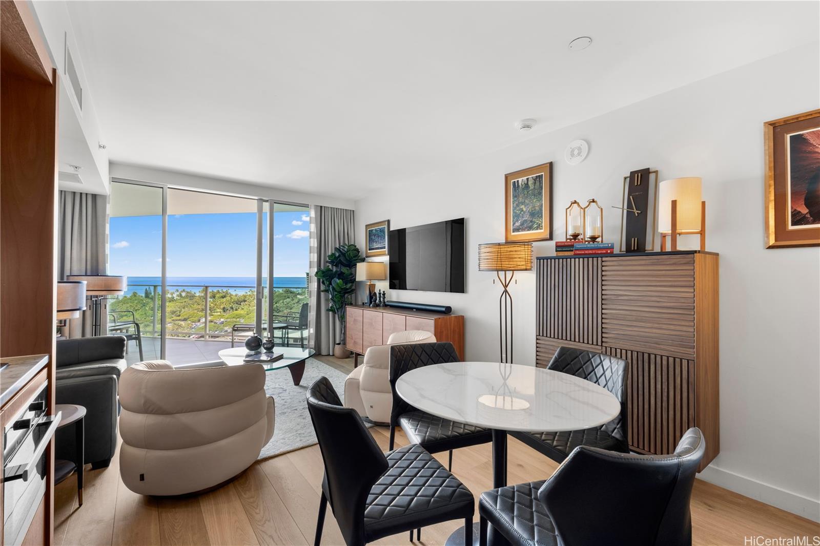 The Ritz-Carlton Residences condo # 1610, Honolulu, Hawaii - photo 11 of 25