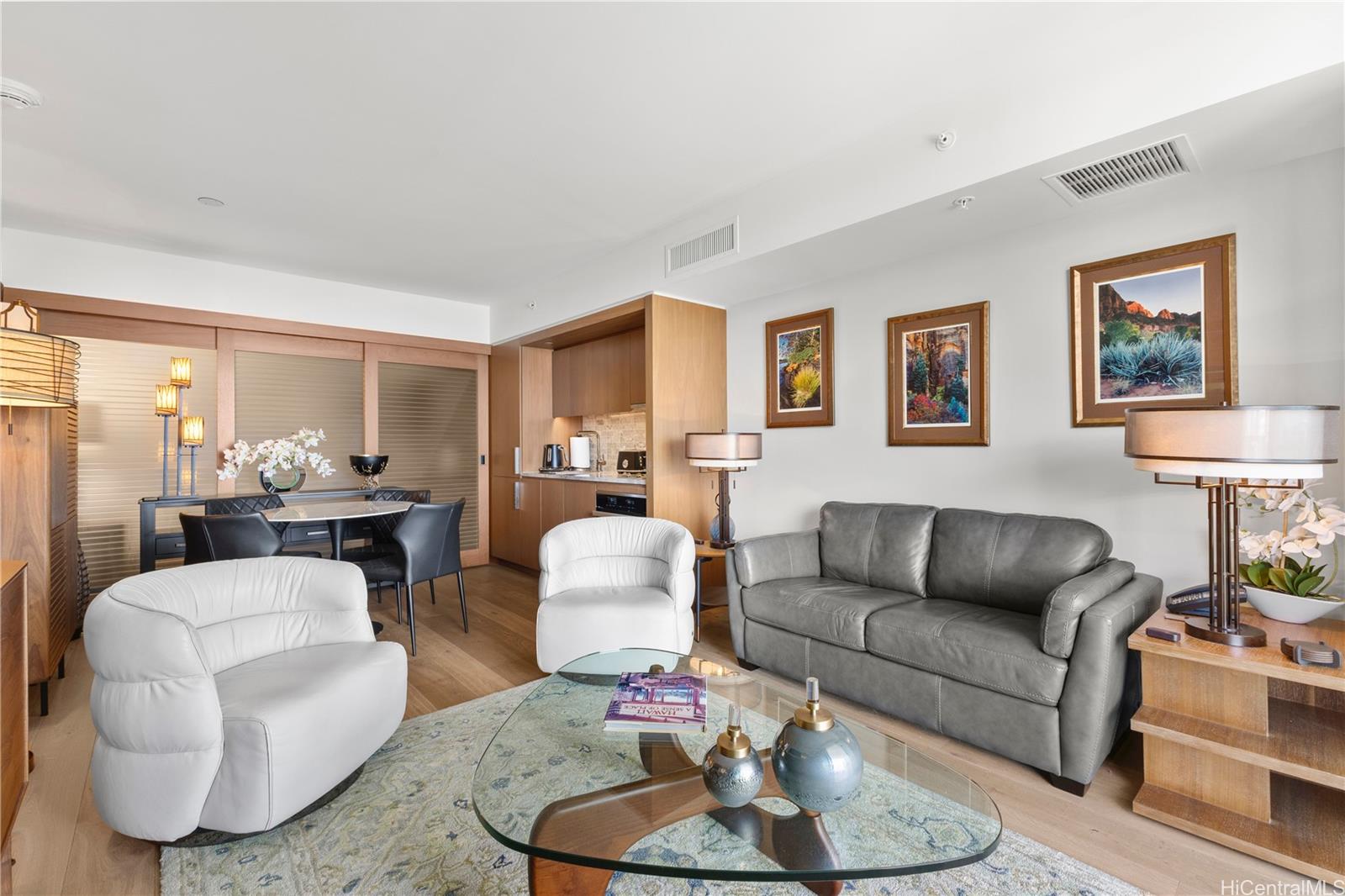 The Ritz-Carlton Residences condo # 1610, Honolulu, Hawaii - photo 8 of 25