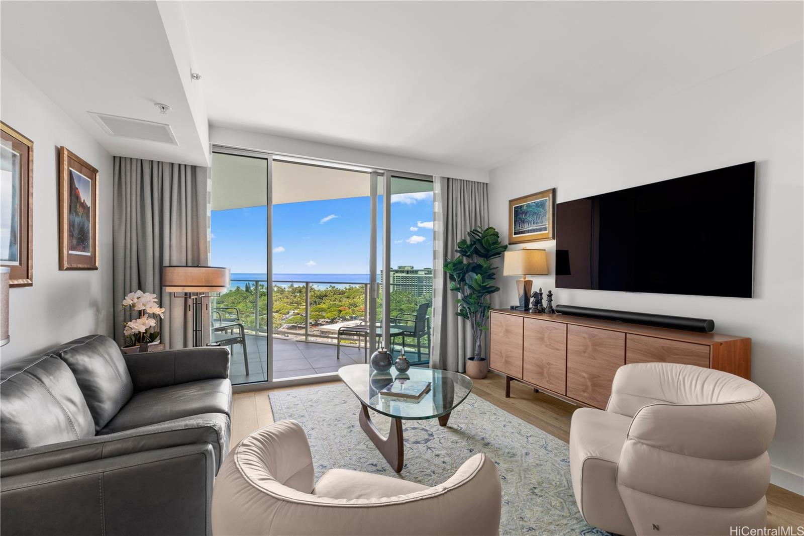 The Ritz-Carlton Residences condo # 1610, Honolulu, Hawaii - photo 9 of 25