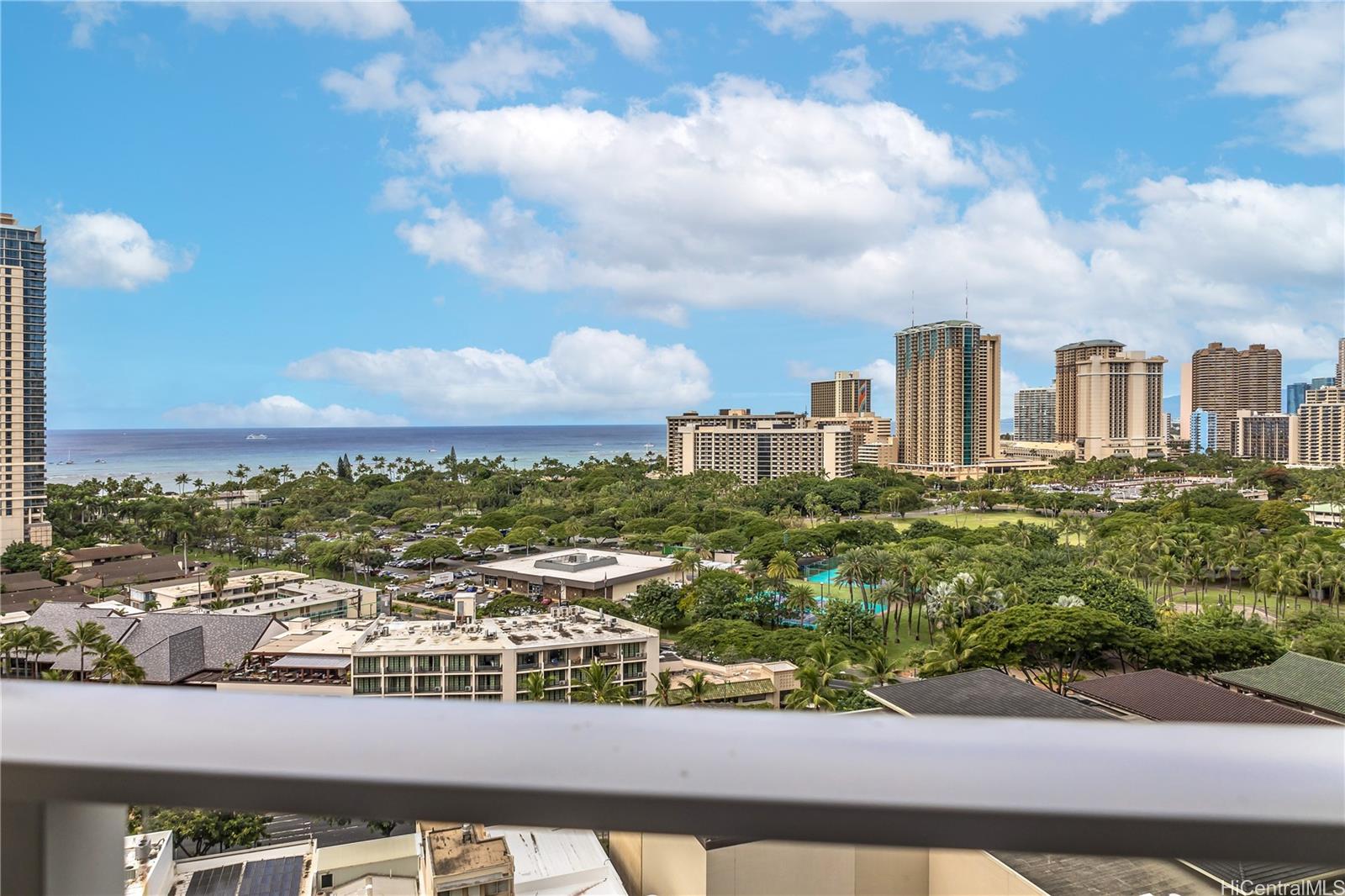 The Ritz-Carlton Residences condo # 1706, Honolulu, Hawaii - photo 11 of 21