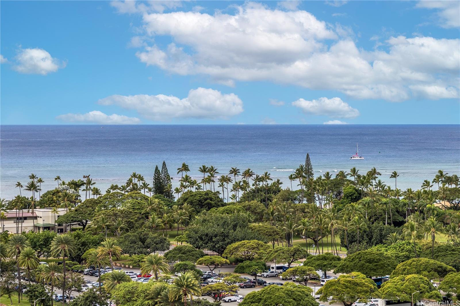 The Ritz-Carlton Residences condo # 1706, Honolulu, Hawaii - photo 12 of 21