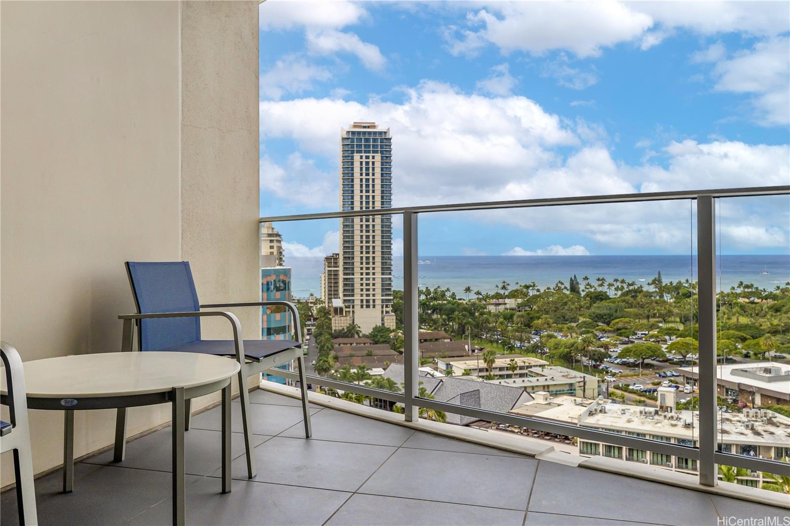 The Ritz-Carlton Residences condo # 1706, Honolulu, Hawaii - photo 10 of 21