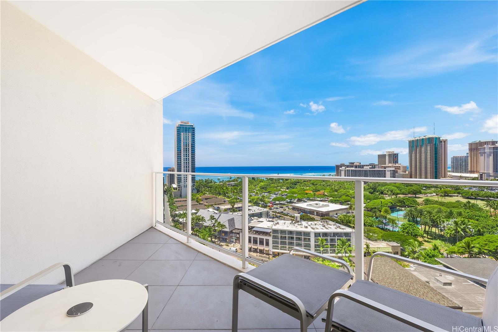 The Ritz-Carlton Residences condo # 1809, Honolulu, Hawaii - photo 20 of 25