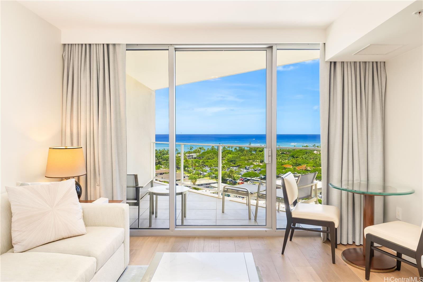 The Ritz-Carlton Residences condo # 1809, Honolulu, Hawaii - photo 8 of 25