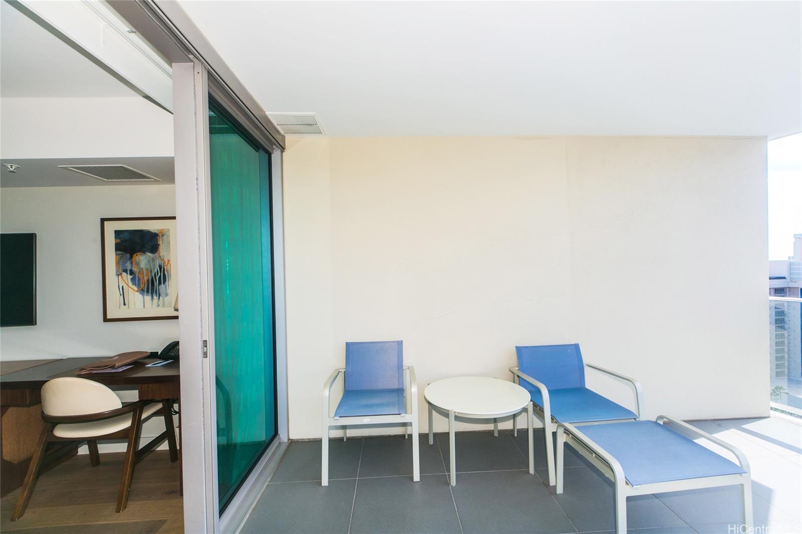 The Ritz-Carlton Residences condo # 1810, Honolulu, Hawaii - photo 25 of 25