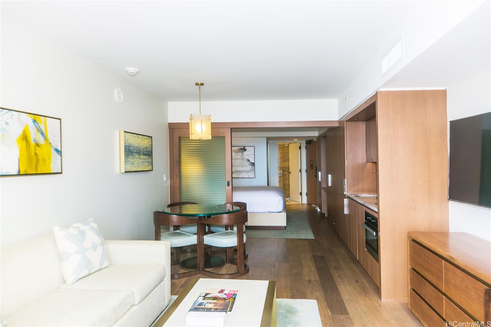 The Ritz-Carlton Residences condo # 1810, Honolulu, Hawaii - photo 6 of 24