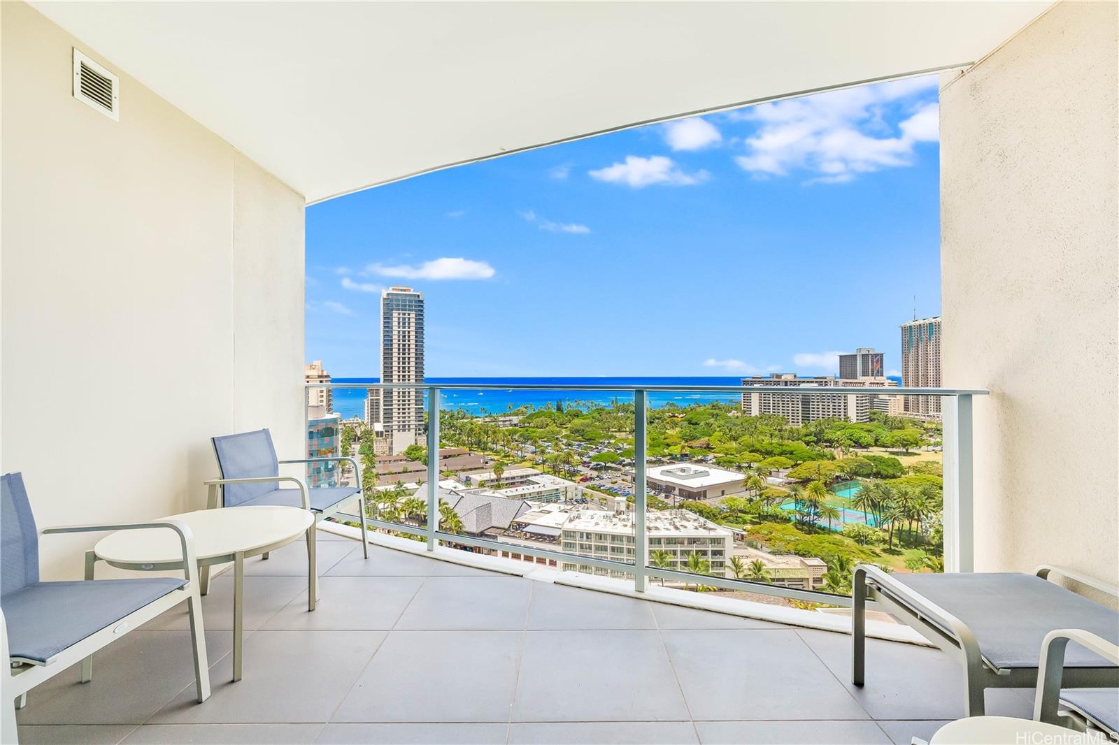 The Ritz-Carlton Residences condo # 2006, Honolulu, Hawaii - photo 18 of 25