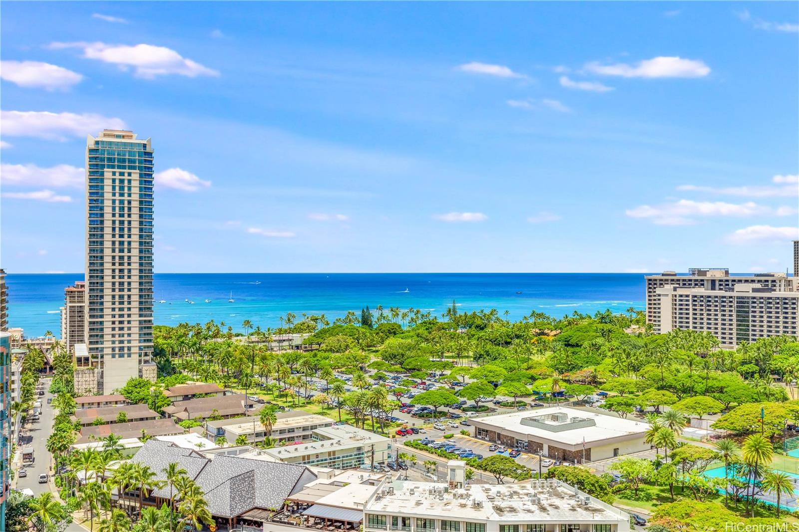 The Ritz-Carlton Residences condo # 2006, Honolulu, Hawaii - photo 20 of 25