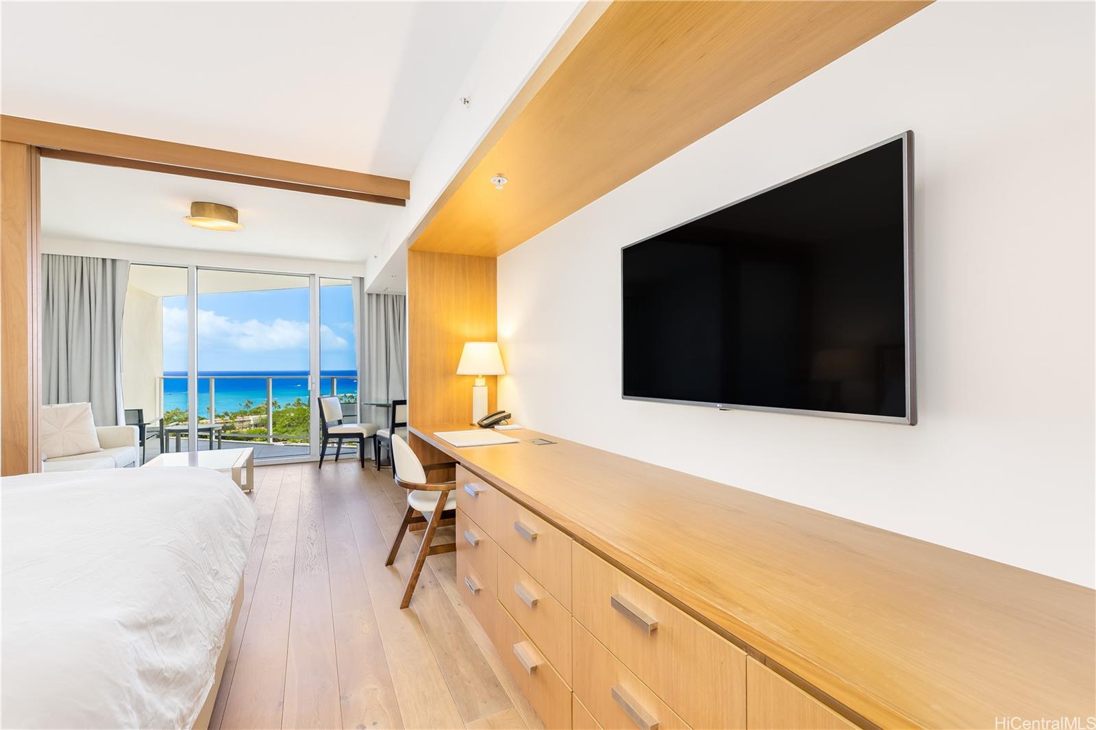 The Ritz-Carlton Residences condo # 2009-DH, Honolulu, Hawaii - photo 13 of 24