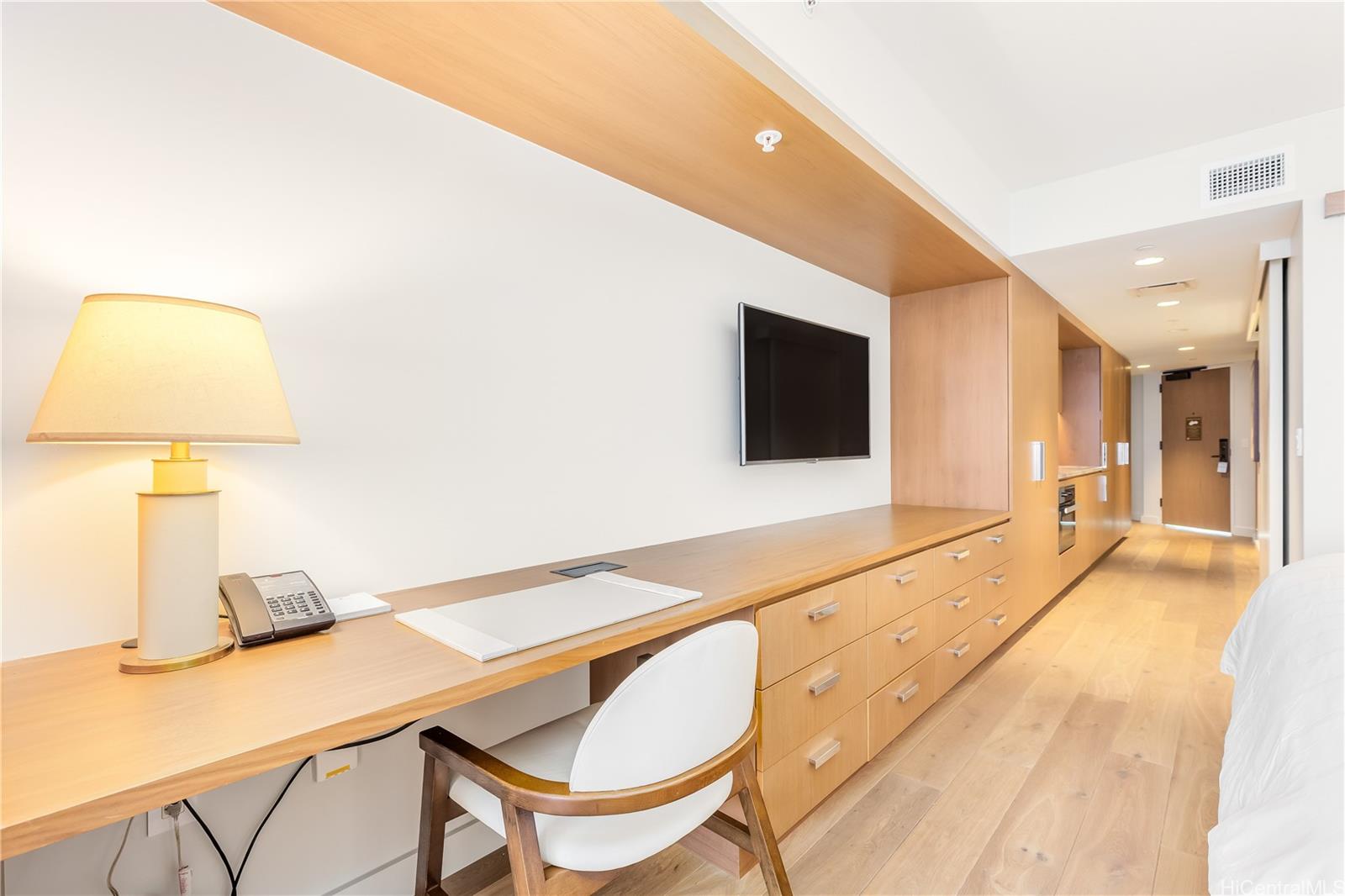 The Ritz-Carlton Residences condo # 2009-DH, Honolulu, Hawaii - photo 16 of 24