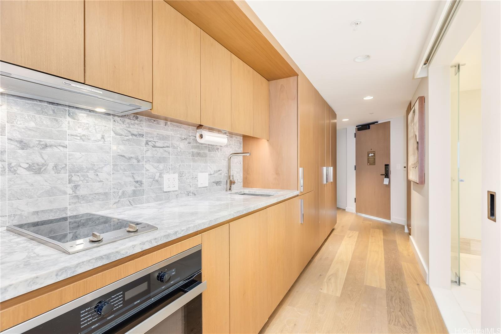 The Ritz-Carlton Residences condo # 2009-DH, Honolulu, Hawaii - photo 17 of 24