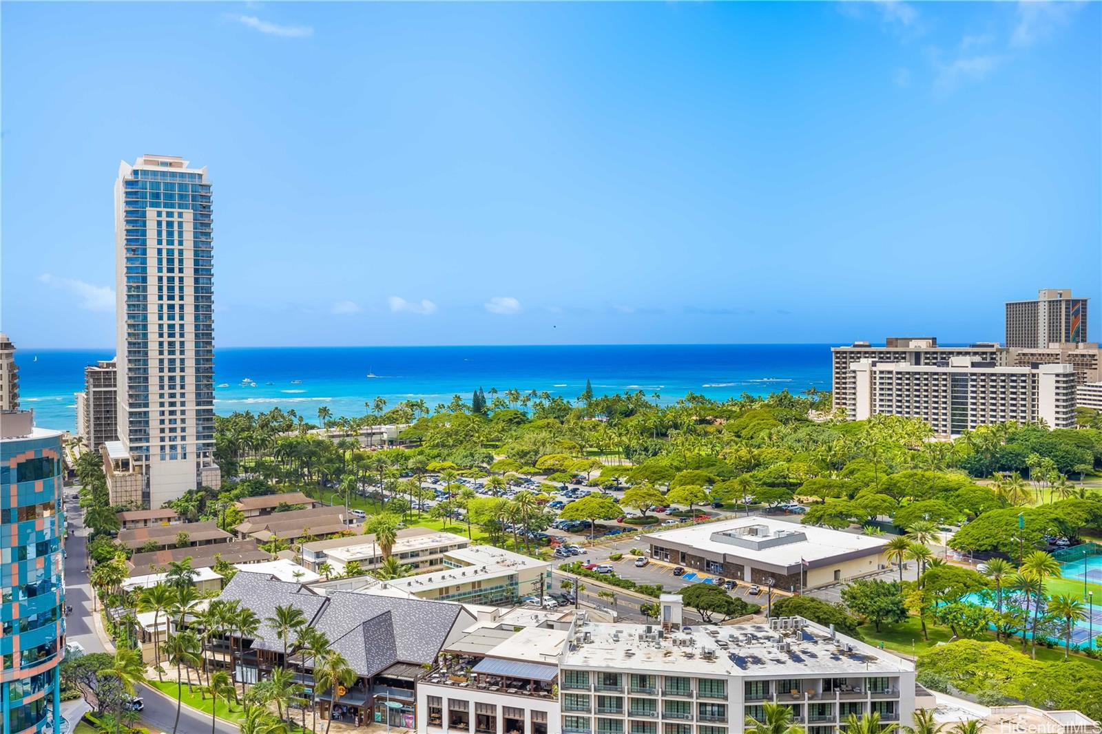 The Ritz-Carlton Residences condo # 2009-DH, Honolulu, Hawaii - photo 20 of 24